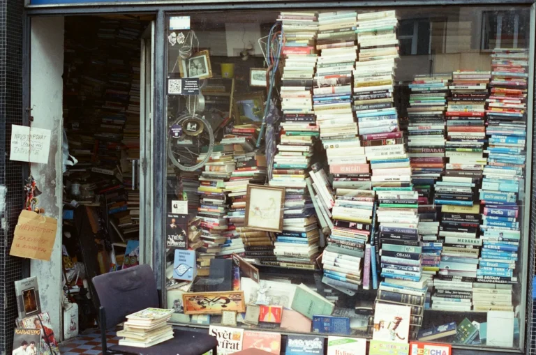 a store front with a bunch of books on display